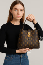 New Personality Print Vintage Shoulder Bag Fashion Trend Large Capacity Bucket Bag Versatile Premium Handbag Women